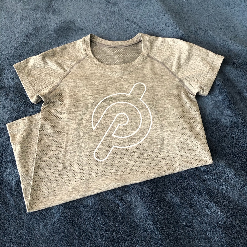 Lululemon Peloton Swiftly Tech Short Sleeve Sz 6